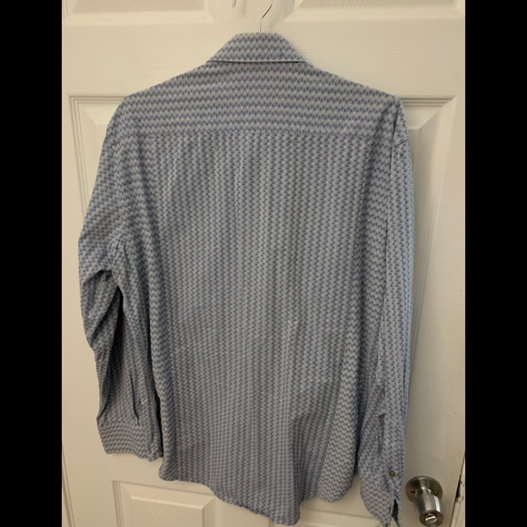 Robert Graham dress shirt - Picture 3 of 3